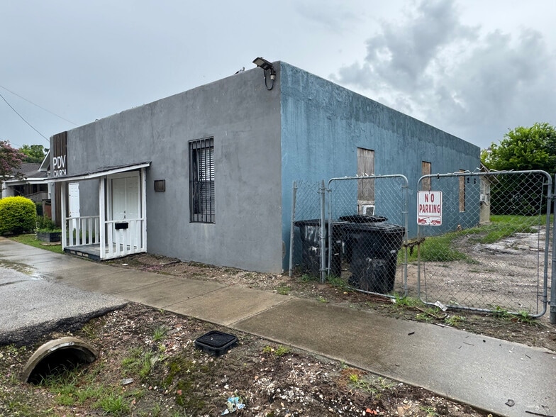 1719 Gentry St, Houston, TX à vendre - Photo de l’immeuble – Image 2 sur 16