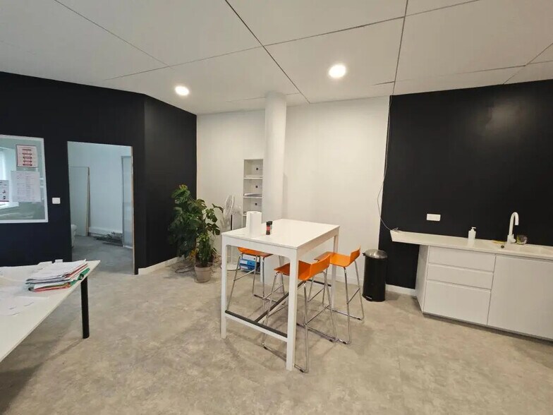 Bureau dans VILLENEUVE-D'ASCQ à louer - Photo intérieure – Image 2 sur 4