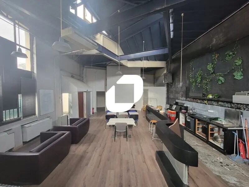 Bureau dans Évry-Courcouronnes à louer Photo de l’immeuble– Image 1 sur 10