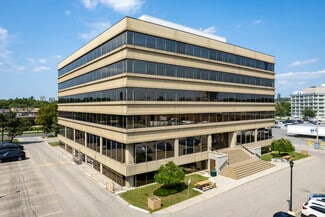 Plus de détails pour 101 Duncan Mill Rd, Toronto, ON - Bureau à vendre