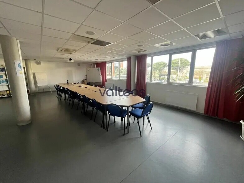 19 Rue Carmin, Labège à louer - Photo de l’immeuble – Image 2 sur 11