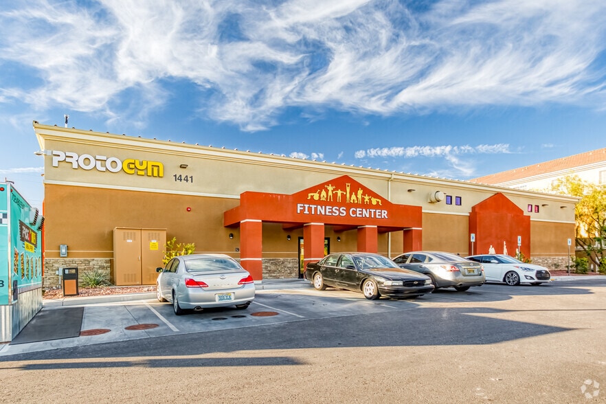 1441 Paseo Verde Pky, Henderson, NV à louer - Photo principale – Image 1 sur 4