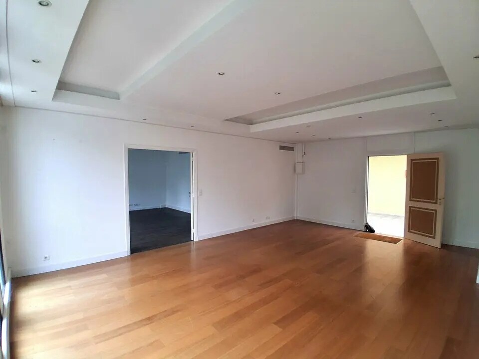 Bureau dans Mougins à vendre Photo de l’immeuble– Image 1 sur 6