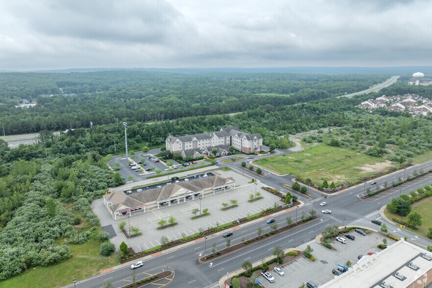 731-739 Centre Of New England Blvd, Coventry, RI à louer - Photo de l’immeuble – Image 3 sur 4