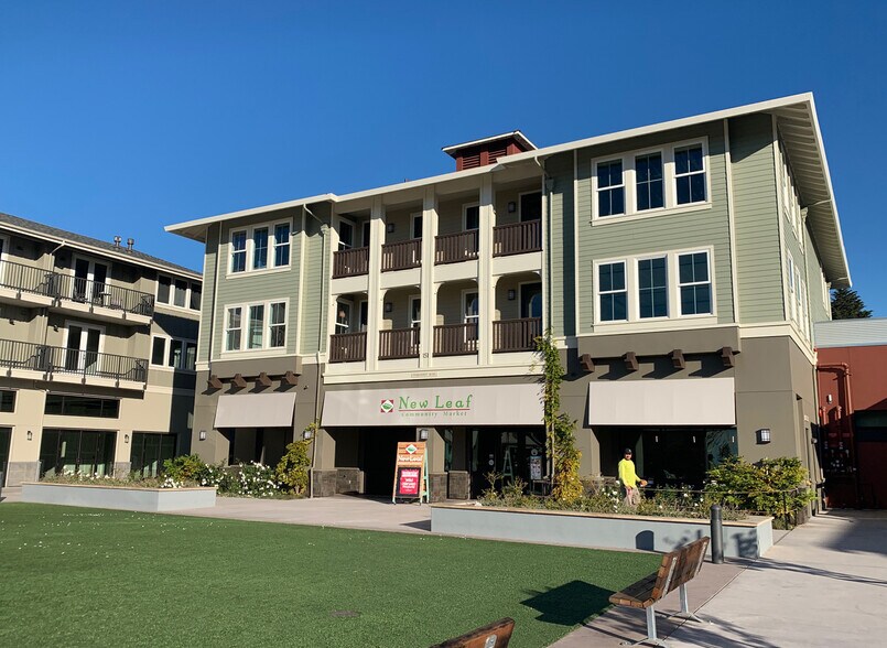 151 Aptos Village Way, Aptos, CA à vendre - Photo de l’immeuble – Image 3 sur 6