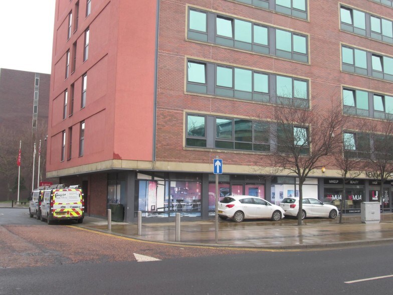 63-75 Corporation Rd, Middlesbrough à louer - Photo principale – Image 1 sur 1