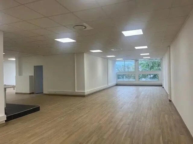 Bureau dans Biot à louer - Photo de l’immeuble – Image 2 sur 6