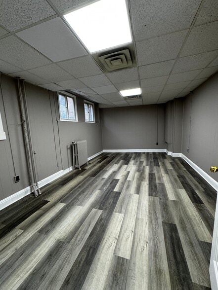 202 Central St, Lowell, MA à louer - Photo intérieure – Image 3 sur 4
