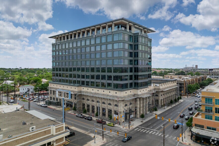 1900 Broadway St, San Antonio, TX à louer - Photo principale – Image 1 sur 22