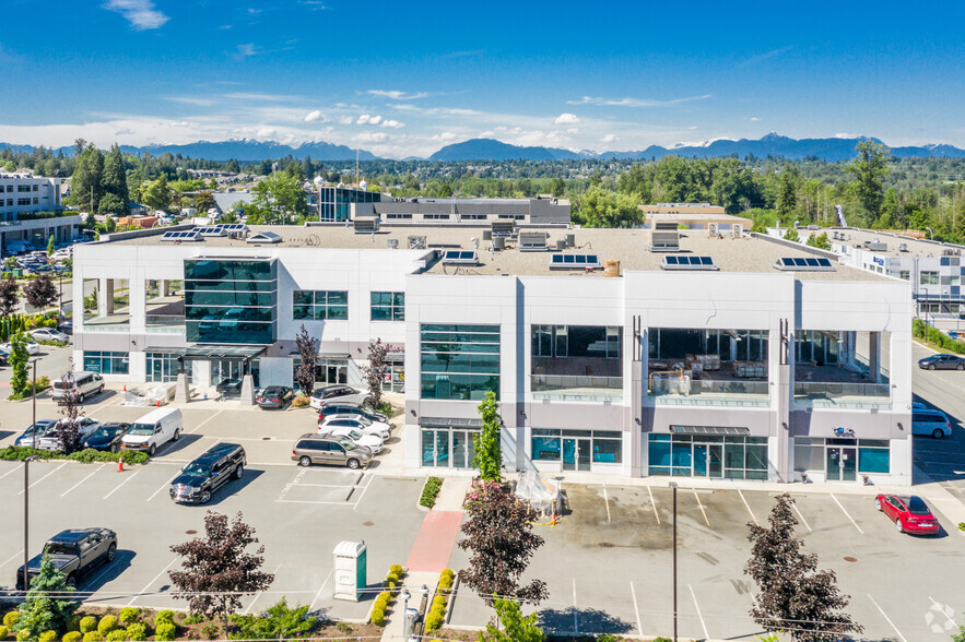 6638 152A St, Surrey, BC à louer - Photo de l’immeuble – Image 1 sur 16