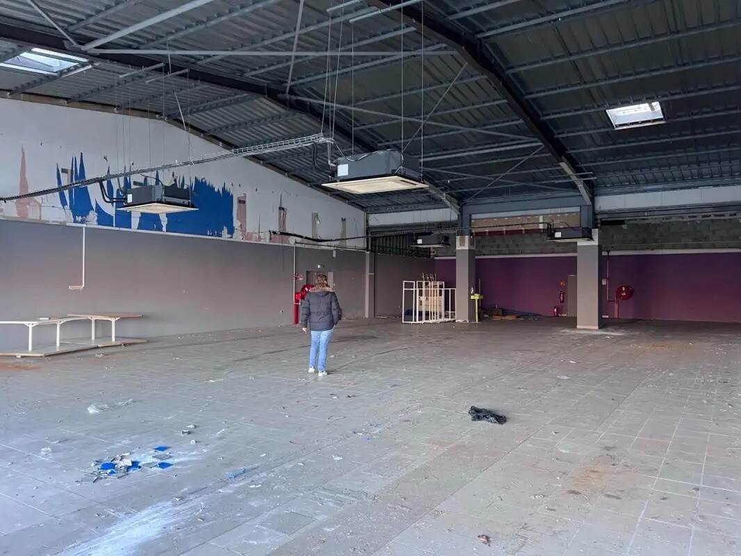 Local commercial dans Saint-Lô à louer Photo intérieure– Image 1 sur 3