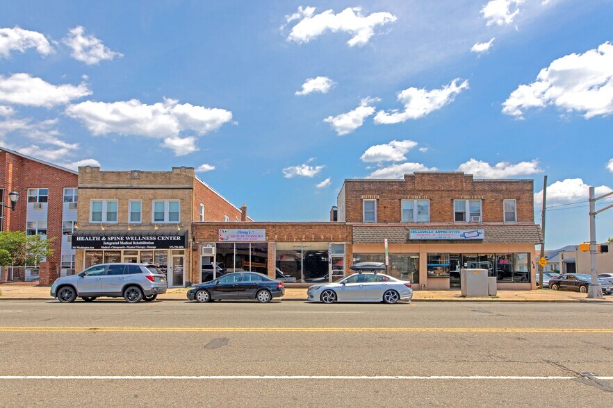 542 Washington Ave, Belleville, NJ à louer - Photo de l’immeuble – Image 2 sur 8