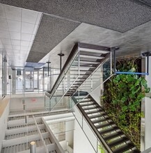 10500 Av Ryan, Dorval, QC à louer Photo intérieure– Image 2 sur 4