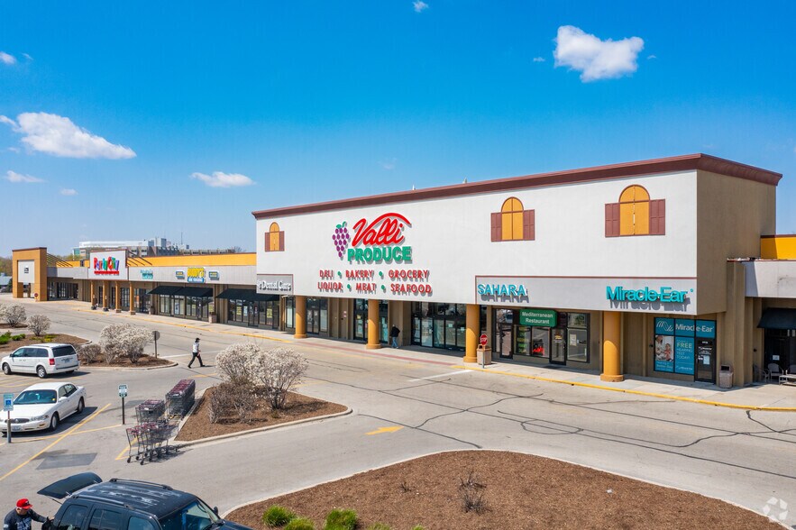 5830-5980 E State St, Rockford, IL à louer - Photo de l’immeuble – Image 3 sur 7