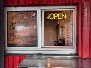 625 E Artesia Blvd, Long Beach, CA à louer Hall d’entrée– Image 2 sur 9