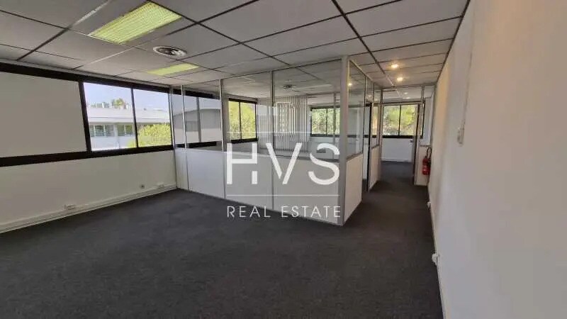 Bureau dans Aix-en-Provence à louer - Photo de l’immeuble – Image 2 sur 5