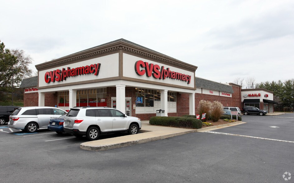 5575 Lawrenceville Hwy NW, Lilburn, GA à louer - Photo principale – Image 1 sur 3