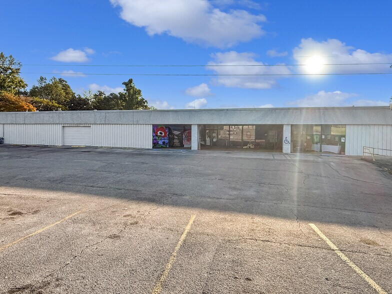 2405 Decatur Hwy, Gardendale, AL à vendre - Photo de l’immeuble – Image 3 sur 16
