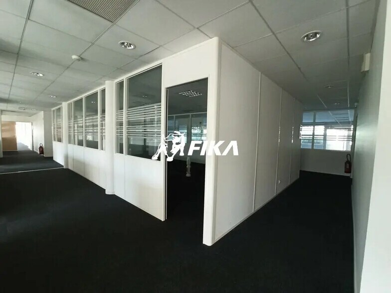 Bureau dans Labège à louer - Photo de l’immeuble – Image 3 sur 8