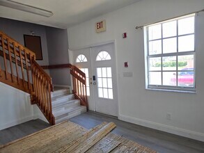 4750-4820 W Commercial Blvd, Tamarac, FL à louer Photo intérieure– Image 2 sur 11