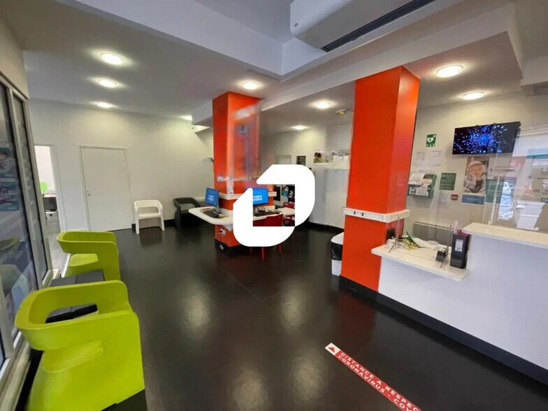 Bureau dans Lille à louer - Photo de l’immeuble – Image 2 sur 7