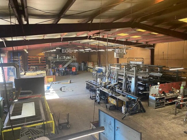 Plus de détails pour Industriel/Logistique à louer