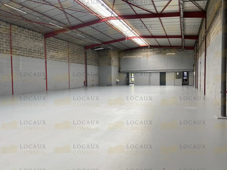 14 Rue Des Oziers, SAINT-OUEN-L'AUMONE à louer - Photo de l’immeuble – Image 2 sur 7