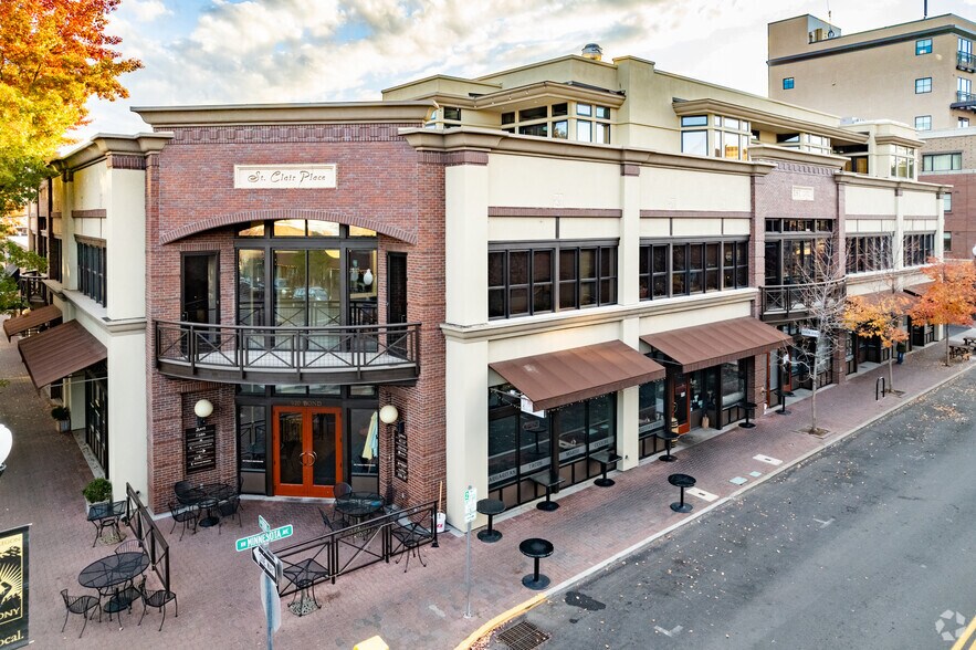 920 NW Bond St, Bend, OR à louer - Photo principale – Image 1 sur 7