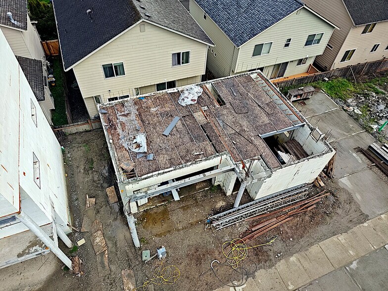 12209 29th Ave W, Everett, WA à vendre - Photo de l’immeuble – Image 2 sur 2