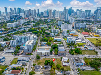 Plus de détails pour 140 NW 8th Ave, Miami, FL - Terrain à vendre