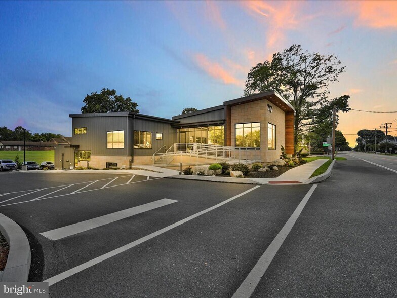 742 E Main St, Annville, PA à louer - Photo de l’immeuble – Image 2 sur 11