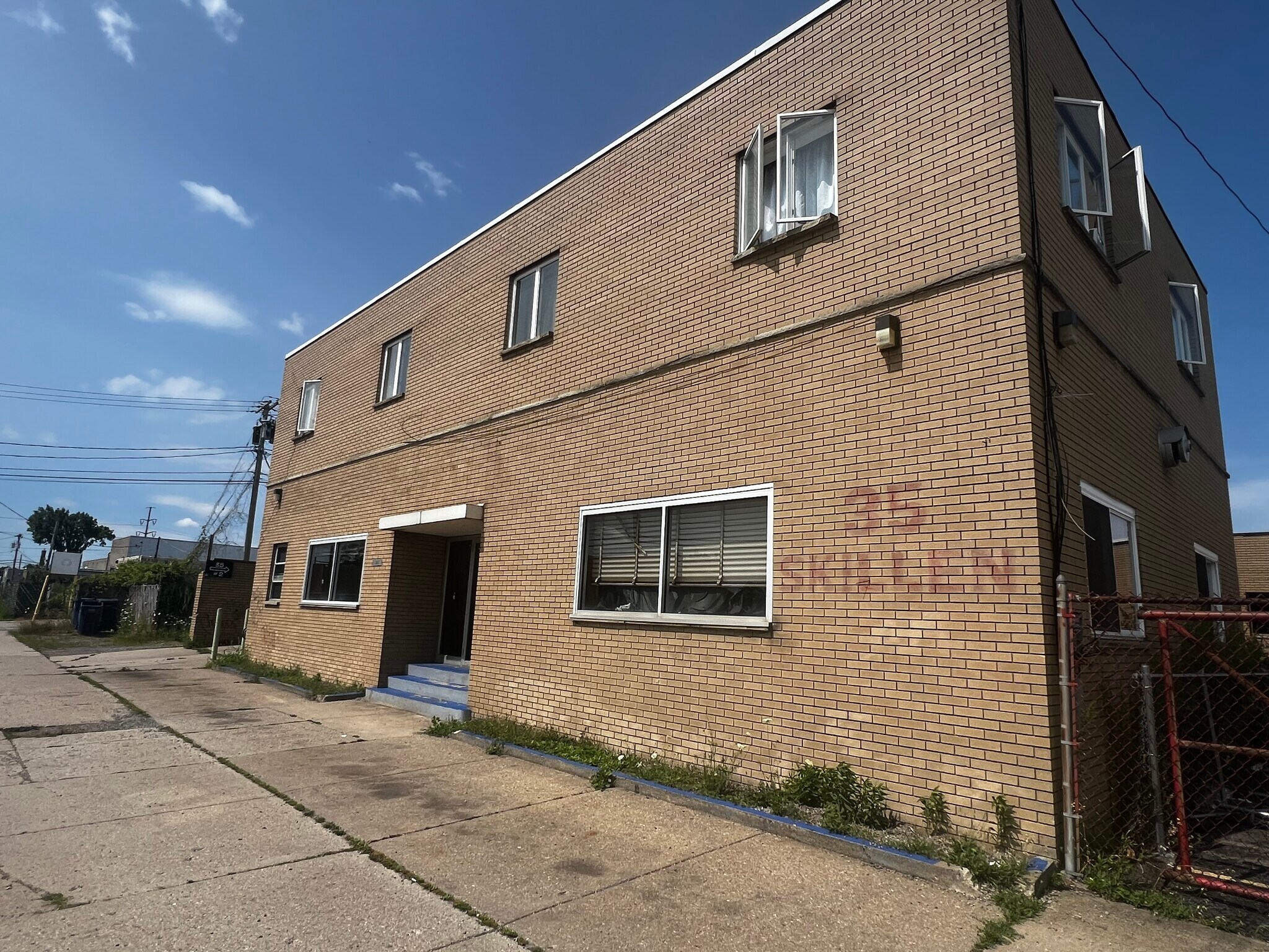 35-37 Skillen St, Buffalo, NY à louer Photo de l’immeuble– Image 1 sur 4
