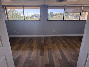 2836-2854 SE Federal Hwy, Stuart, FL à louer Photo intérieure– Image 2 sur 6