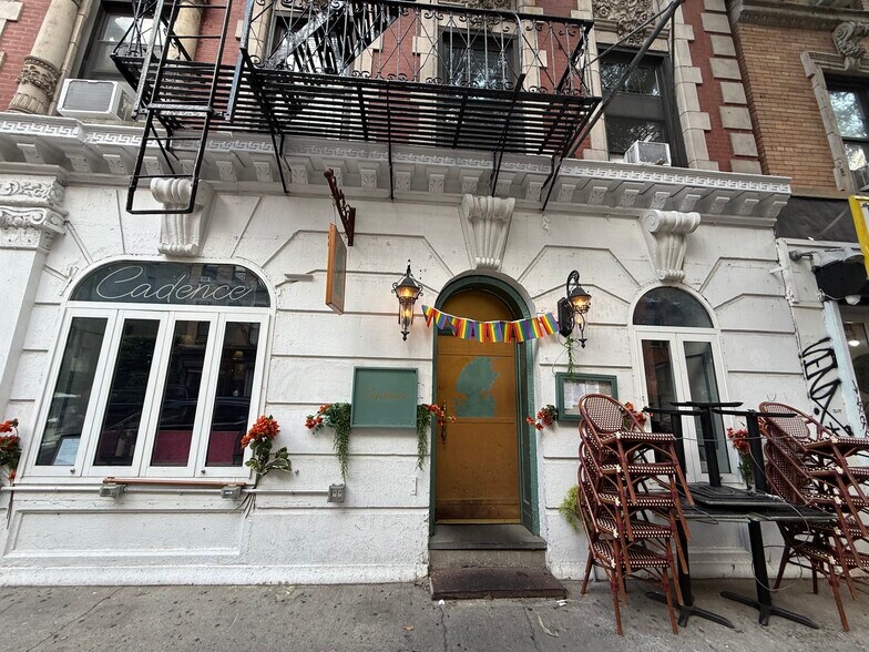111-115 E 7th St, New York, NY à louer - Photo de l’immeuble – Image 1 sur 10