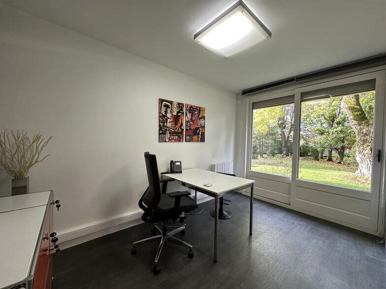 Bureau dans Orléans à louer - Photo de l’immeuble – Image 2 sur 12