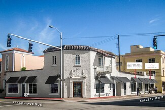 Plus de détails pour 290 Aragon Ave, Coral Gables, FL - Local commercial à louer