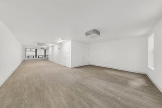 24 Beaver St, New York, NY à louer Photo de l’immeuble– Image 2 sur 5