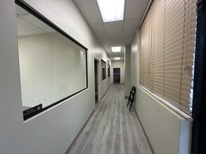 100 Business Center Dr, Ormond Beach, FL à louer Photo de l’immeuble– Image 2 sur 10