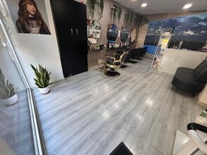 Local commercial dans Santa Coloma de Gramenet, Barcelona à louer Photo intérieure– Image 2 sur 7