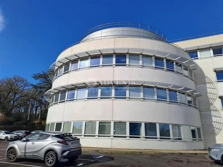Bureau dans Carquefou à louer - Photo de l’immeuble – Image 1 sur 4