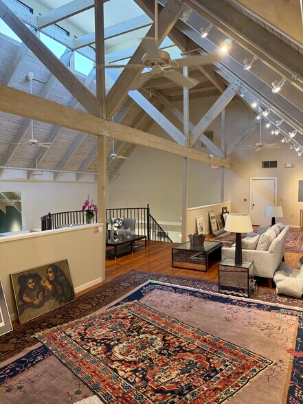 10 Target Rd, Hilton Head Island, SC à louer - Photo de l’immeuble – Image 3 sur 16