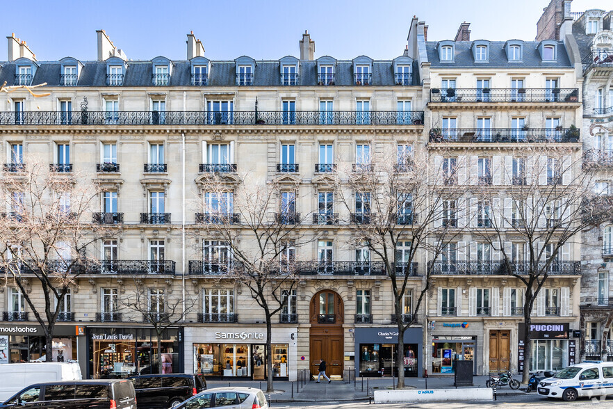 Local commercial dans Paris à louer - Photo de l’immeuble – Image 1 sur 4