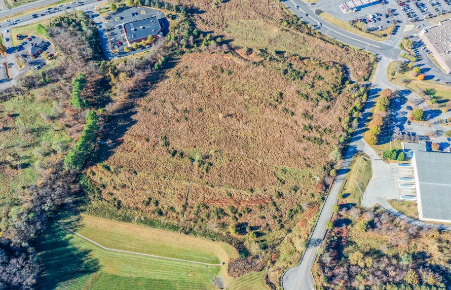 0 Valley Gateway Blvd, Roanoke, VA à vendre - Photo de l’immeuble – Image 2 sur 4