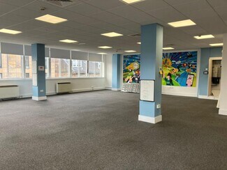 Plus de détails pour 14 North Claremont St, Glasgow - Bureau à louer