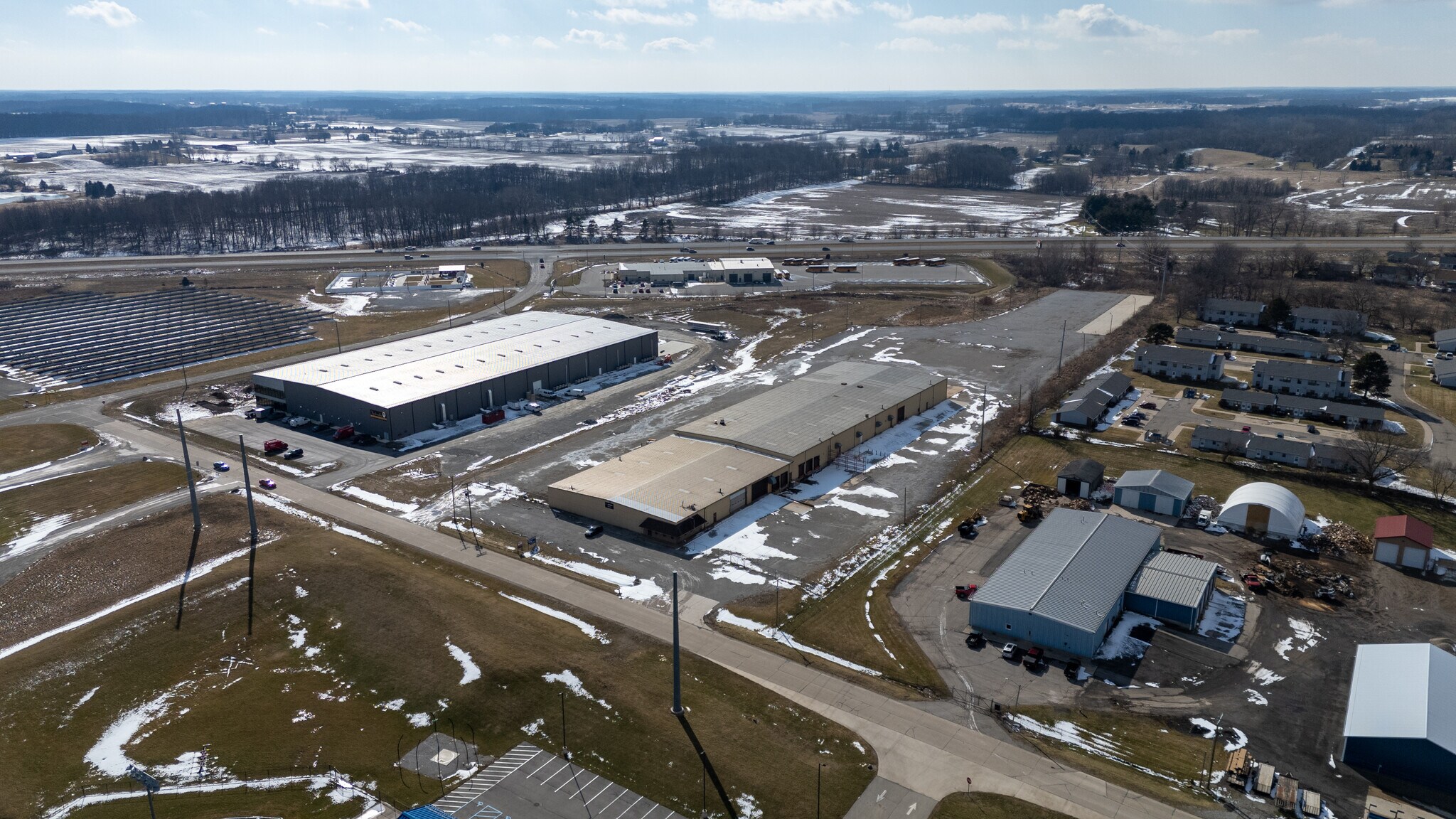 800 Weston Ave, Kendallville, IN à louer Photo principale– Image 1 sur 11