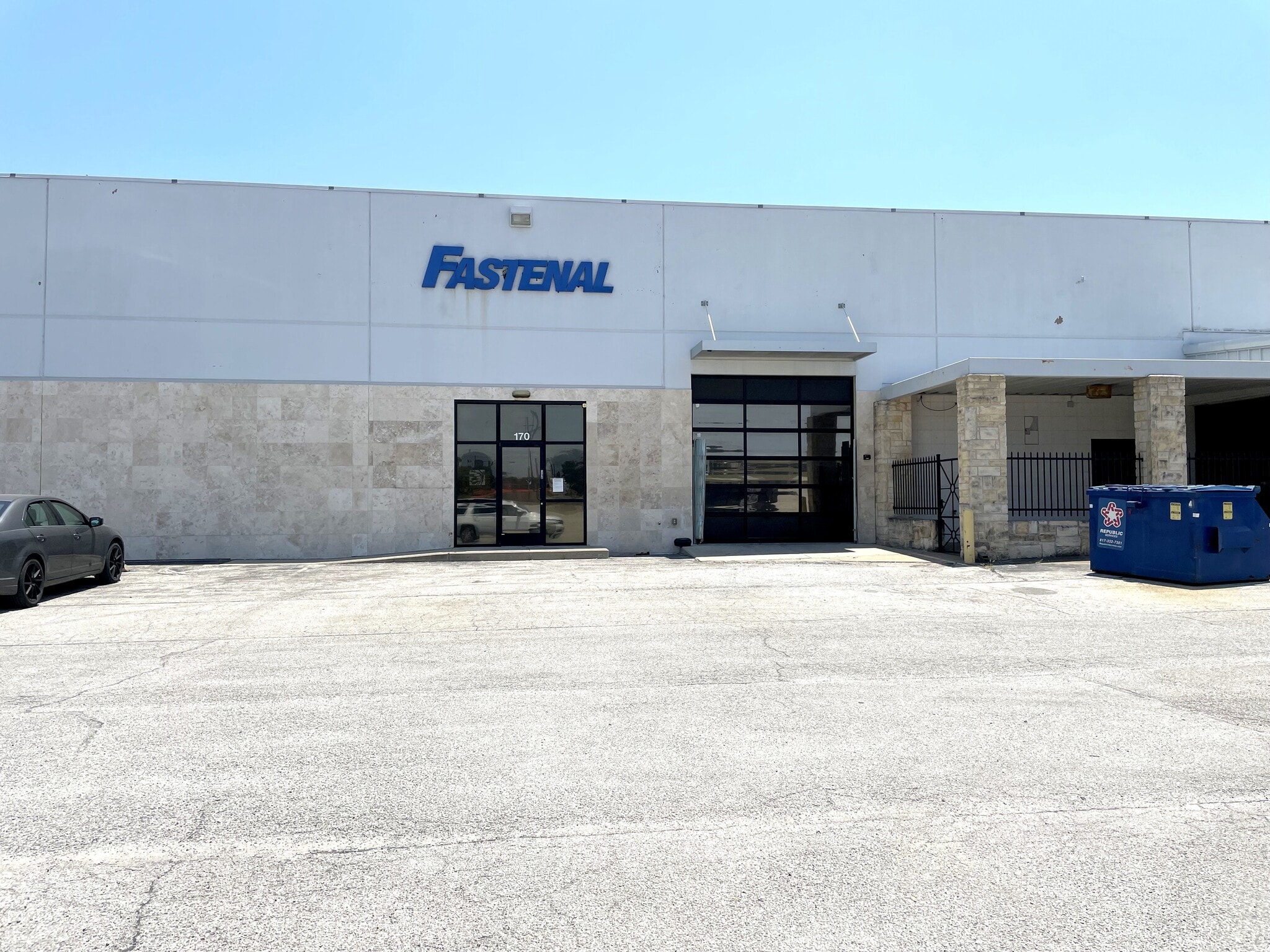 7500 Baker Blvd, Richland Hills, TX à louer Photo de l’immeuble– Image 1 sur 17