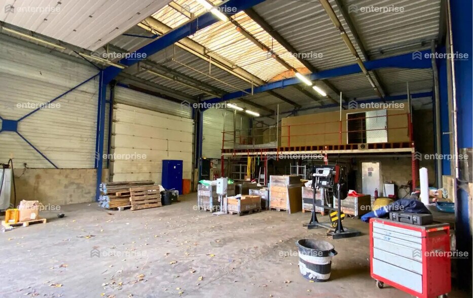 Local d’activités dans Chevrières à louer - Photo intérieure – Image 3 sur 6