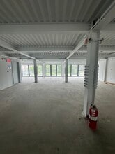2971 Coney Island Ave, Brooklyn, NY à louer Photo intérieure– Image 2 sur 6