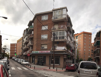 Plus de détails pour Calle Apóstol Santiago, 49, Madrid - Logement à vendre