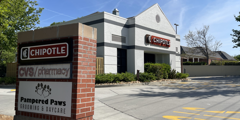 CVS | Chipotle | Allie's portefeuille de 2 biens à vendre sur LoopNet.fr - Photo de l’immeuble – Image 2 sur 6